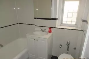 2081 Cruger Ave, Bronx, NY 10462 - Photo 9