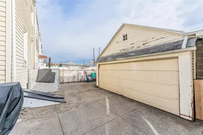 7824 68th Road, Middle Village, NY 11379 - Photo 29