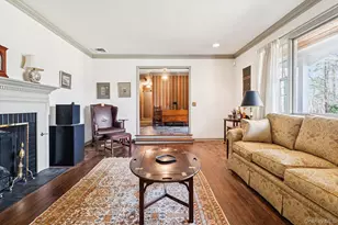 9 Cliff Rd, Port Jefferson, NY 11777 - Photo 13