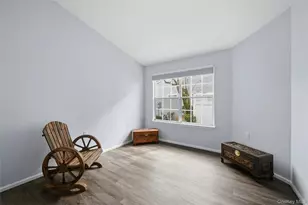 233 Glen Dr, Ridge, NY 11961 - Photo 23