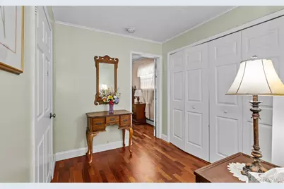 82 Barnyard Lane, Levittown, NY 11756 - Photo 9