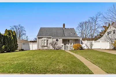 82 Barnyard Lane, Levittown, NY 11756 - Photo 1