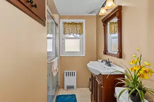 82 Barnyard Ln, Levittown, NY 11756 - Photo 13