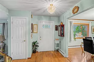 89 Sportsmen St, Central Islip, NY 11722 - Photo 9