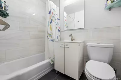 84-20 153rd Avenue #6K, Howard Beach, NY 11414 - Photo 9