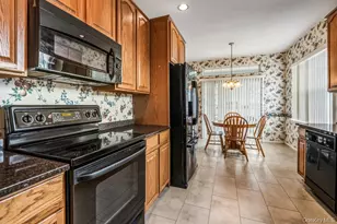 587 Leisure Dr, Ridge, NY 11961 - Photo 25