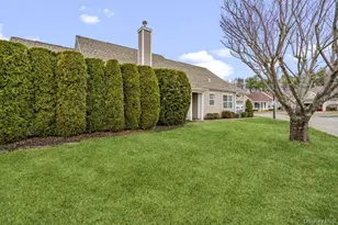 587 Leisure Dr, Ridge, NY 11961 - Photo 41