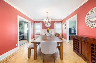 407 Morris Ave, Rockville Centre, NY 11570 - Photo 3