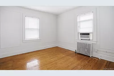 74 Lexington Avenue, Franklin Square, NY 11010 - Photo 9