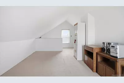 74 Lexington Avenue, Franklin Square, NY 11010 - Photo 15