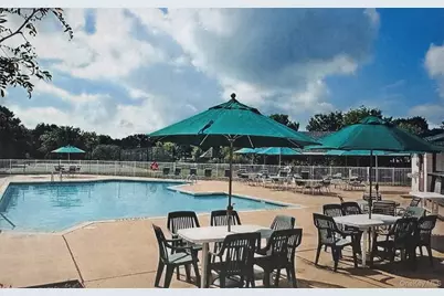 43 Village Circle S, Manorville, NY 11949 - Photo 23