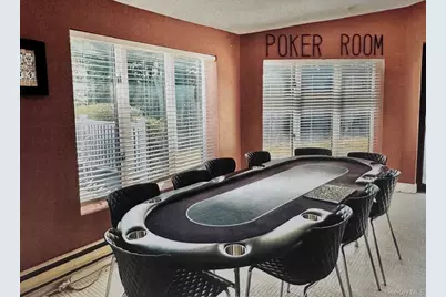 43 Village Circle S, Manorville, NY 11949 - Photo 27