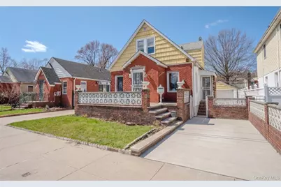 49-58 Utopia Parkway, Fresh Meadows, NY 11365 - Photo 1