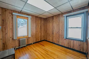 49-58 Utopia Pkwy, Fresh Meadows, NY 11365 - Photo 9