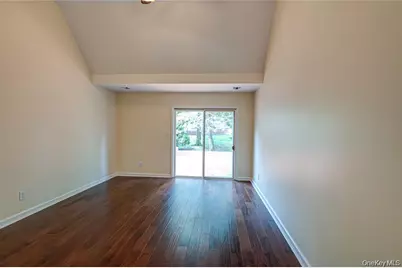 52 Admirals Drive E, Bay Shore, NY 11706 - Photo 13