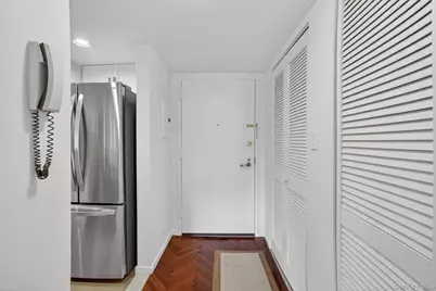 10 Stewart Place #3FE, White Plains, NY 10603 - Photo 5