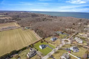 85 Roanoke Ct, Riverhead, NY 11901 - Photo 3