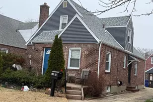 119-05 224th St, Cambria Heights, NY 11411 - Photo 23