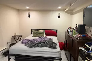 119-05 224th St, Cambria Heights, NY 11411 - Photo 17