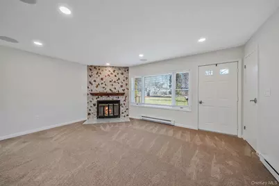 72 Locust Avenue, Oakdale, NY 11769 - Photo 21