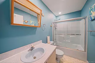 72 Locust Ave, Oakdale, NY 11769 - Photo 19