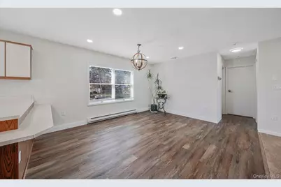 72 Locust Avenue, Oakdale, NY 11769 - Photo 23