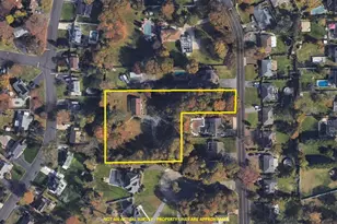 72 Locust Ave, Oakdale, NY 11769 - Photo 3