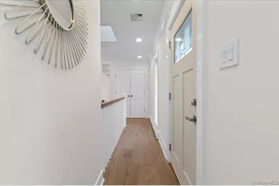 27 Valley Avenue, Locust Valley, NY 11560 - Photo 13