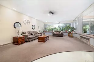 250 W Merrick Rd, Freeport, NY 11520 - Photo 3