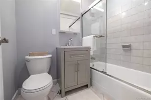 250 W Merrick Rd, Freeport, NY 11520 - Photo 13