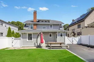 14 Lenox Ave, Lynbrook, NY 11563 - Photo 31