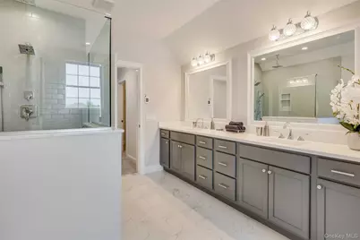 8 Roundhill Road, Hopewell Junction, NY 12533 - Photo 19