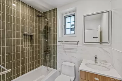 150-17 Hawtree St, Ozone Park, NY 11417 - Photo 33