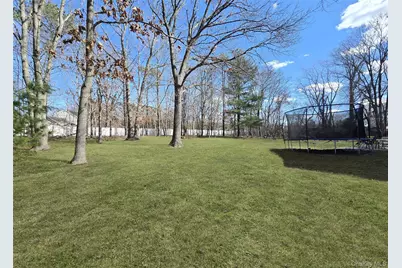 23 Shamrock Lane, Centereach, NY 11720 - Photo 19