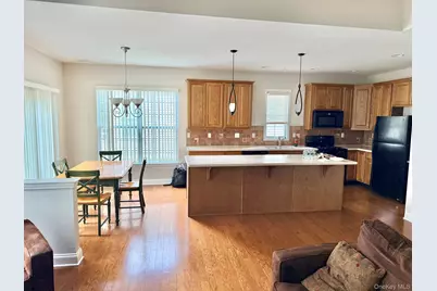 19 Sunflower Street, Middletown, NY 10940 - Photo 5