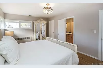 2171 Seneca Drive S, Merrick, NY 11566 - Photo 11