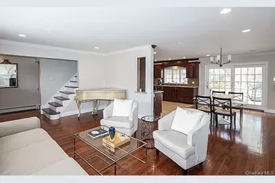 2171 Seneca Drive S, Merrick, NY 11566 - Photo 3