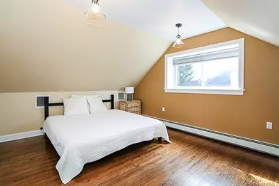 2171 Seneca Drive S, Merrick, NY 11566 - Photo 17