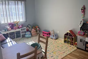 88 E Valley Stream Blvd, Valley Stream, NY 11580 - Photo 5