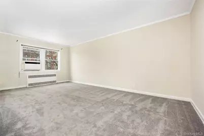 6717 Fresh Meadow Lane, Fresh Meadows, NY 11365 - Photo 17