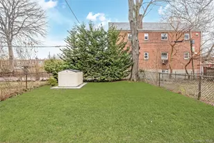 67-17 Fresh Meadow Ln, Fresh Meadows, NY 11365 - Photo 37