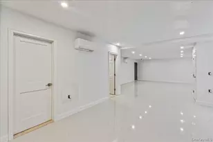 150-25 Hawtree St, Ozone Park, NY 11417 - Photo 17