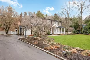 28 Clipper Dr, Northport, NY 11768 - Photo 3