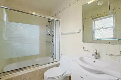 149 Locust Avenue, New Rochelle, NY 10805 - Photo 25