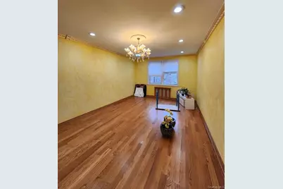 6361 99th Street #D4, Rego Park, NY 11374 - Photo 5