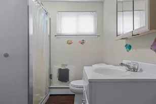 715 McCall Ave, West Islip, NY 11795 - Photo 19