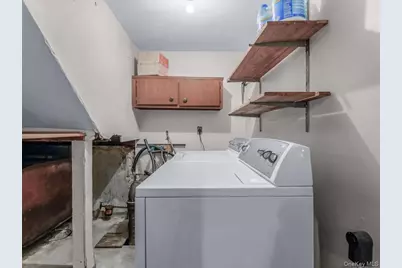 715 McCall Avenue, West Islip, NY 11795 - Photo 23