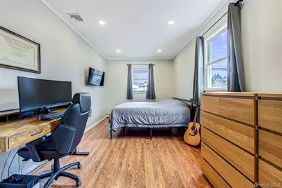 507 Gillette Avenue, Bayport, NY 11705 - Photo 35