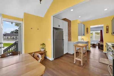 903 Howard Avenue, Mamaroneck, NY 10543 - Photo 11