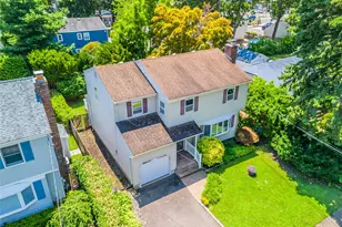 12 Grand Pl, East Northport, NY 11731 - Photo 27